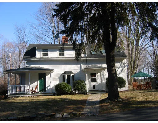 Photo of 136 Middle Rd