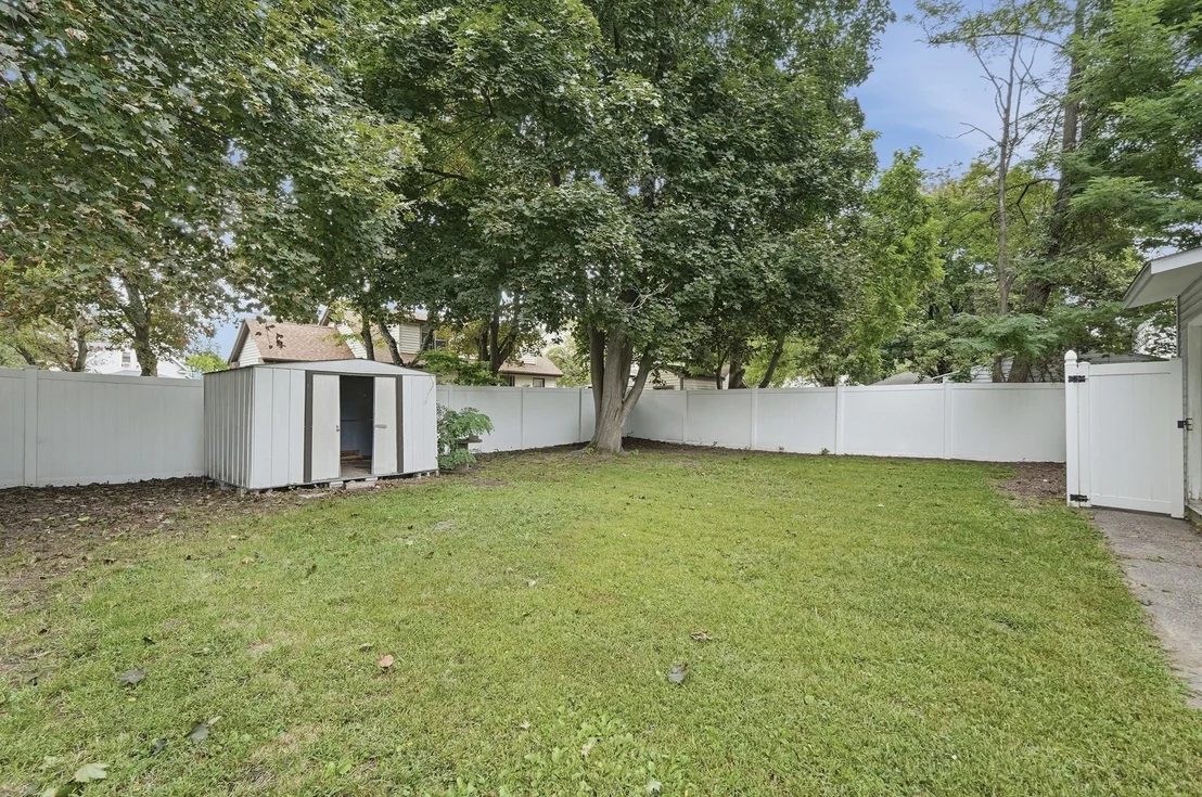 Photo of 132 Gilbert Ave