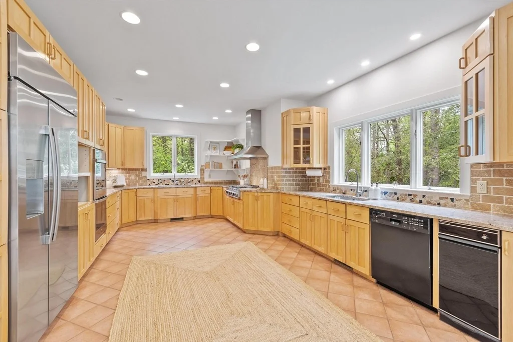 Photo of 315 Nagog Hill Rd