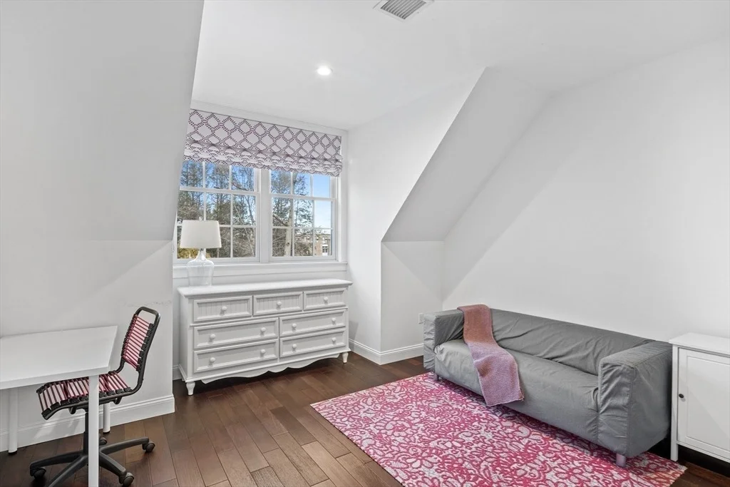Photo of 75 Goddard Avenue
