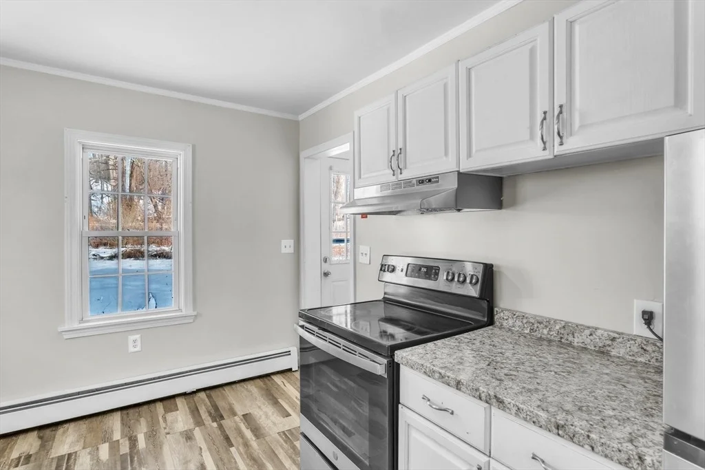 Photo of 75 Main St