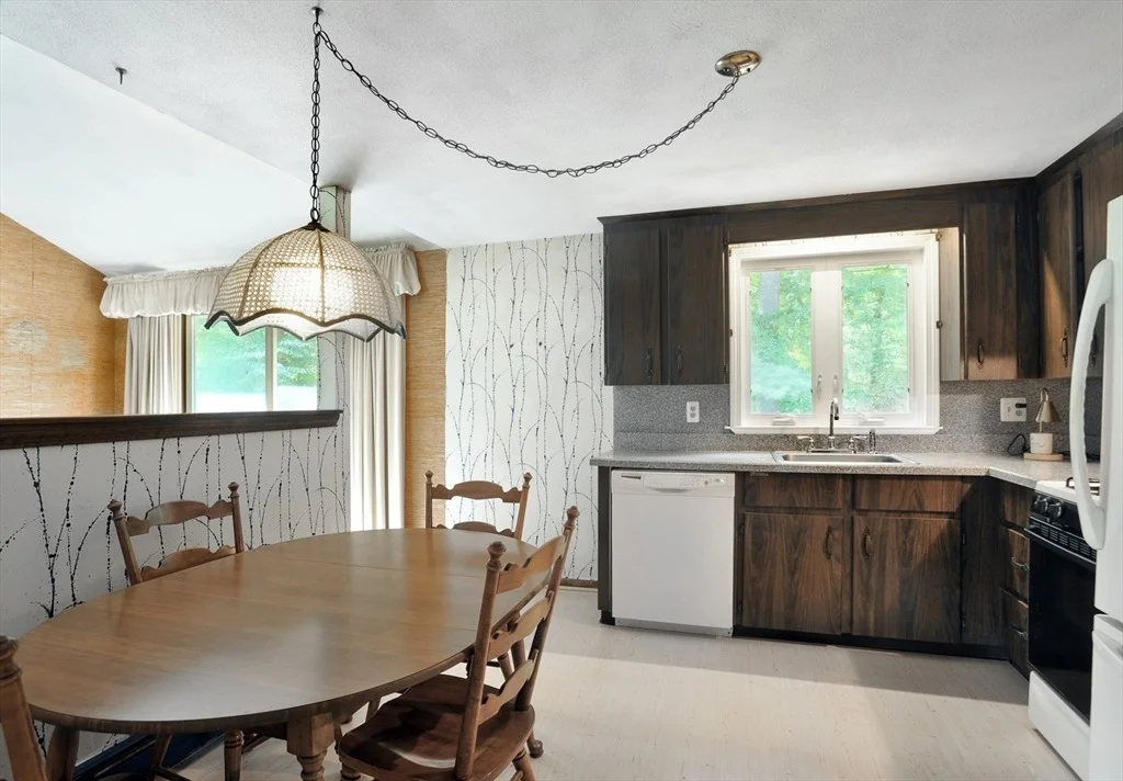Photo of 47 Daniel Dr
