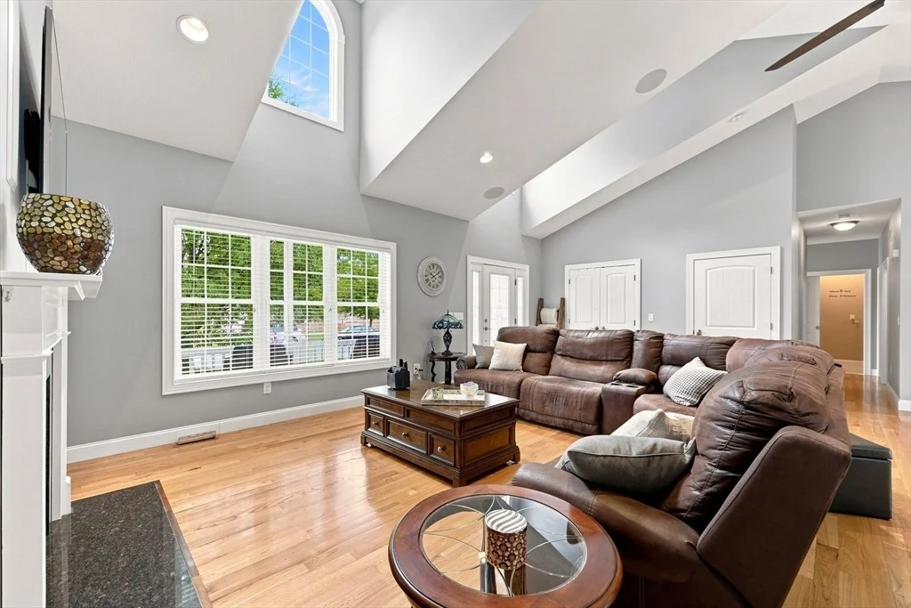 Photo of 154 Mayflower Ave
