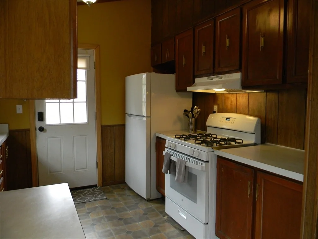 Photo of 1100 Main St