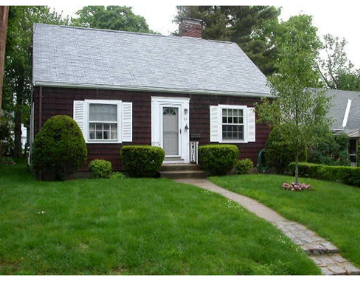Photo of 83 Edmund Road