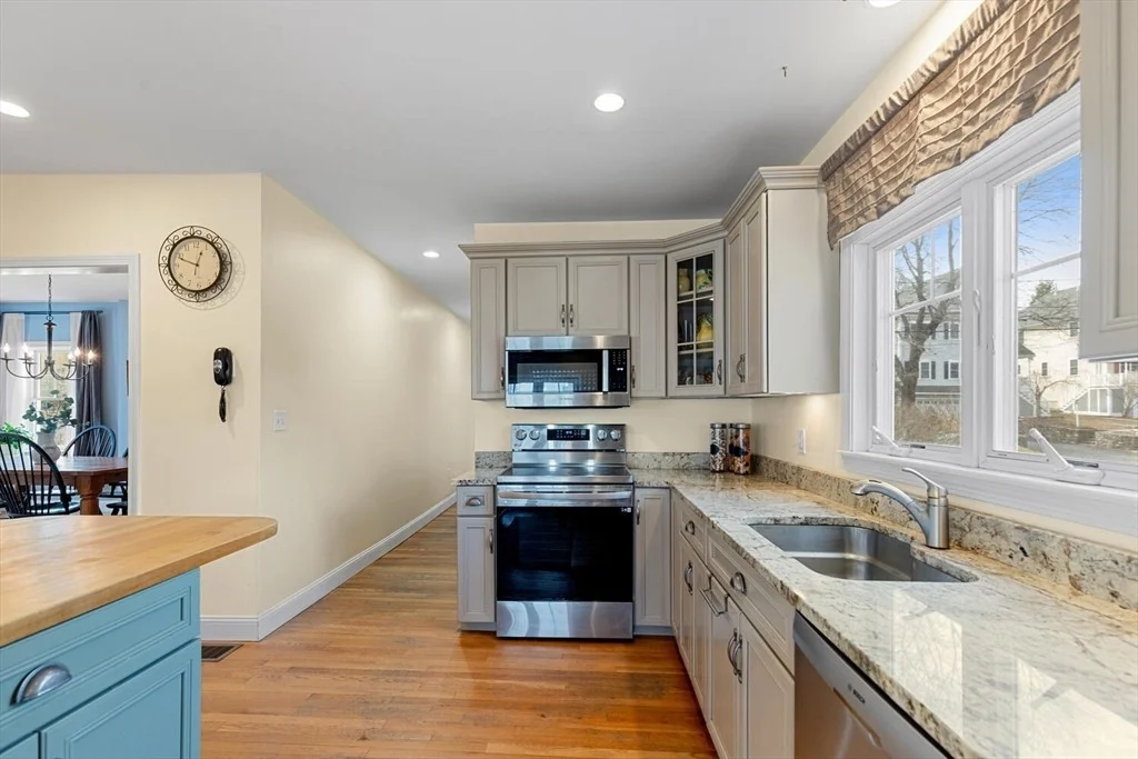 Photo of 56 Grapevine Ave