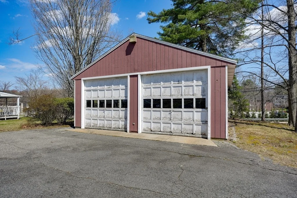 Photo of 1488 Concord St