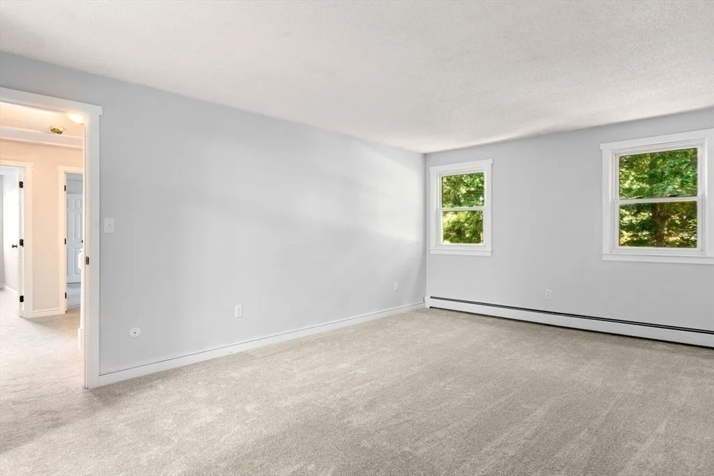 Photo of 28 Colonial Way