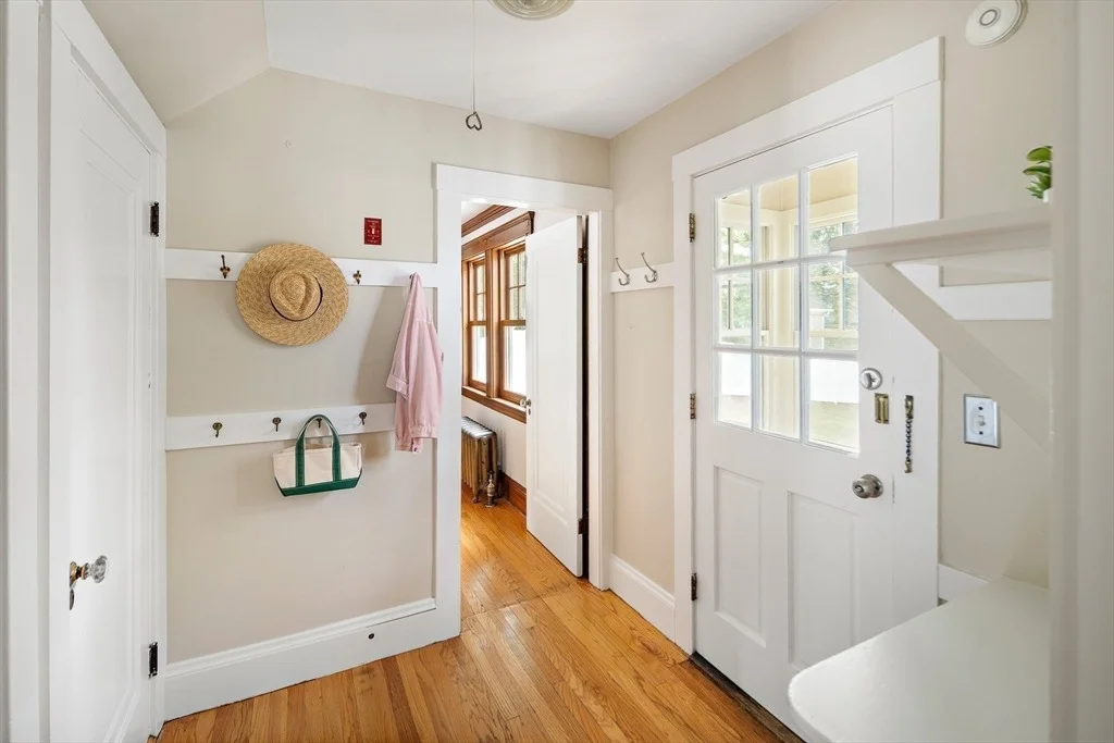 Photo of 162 Forest St