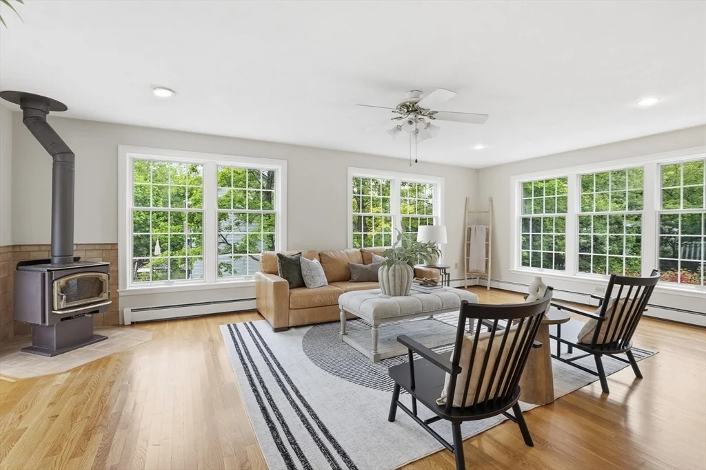 Photo of 106 Concord Rd