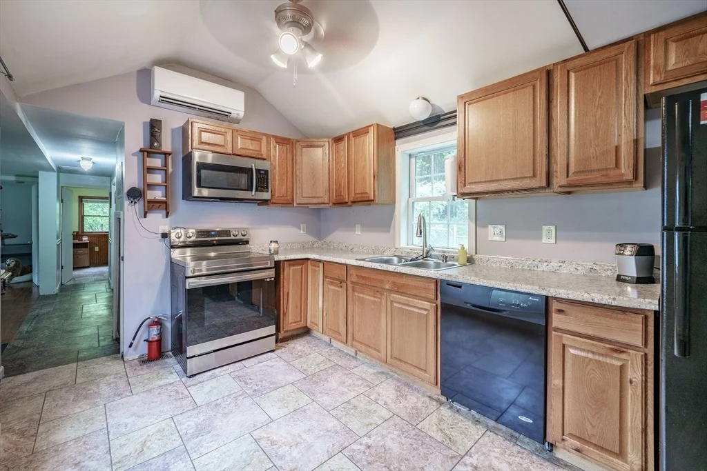 Photo of 91 Robinson Rd