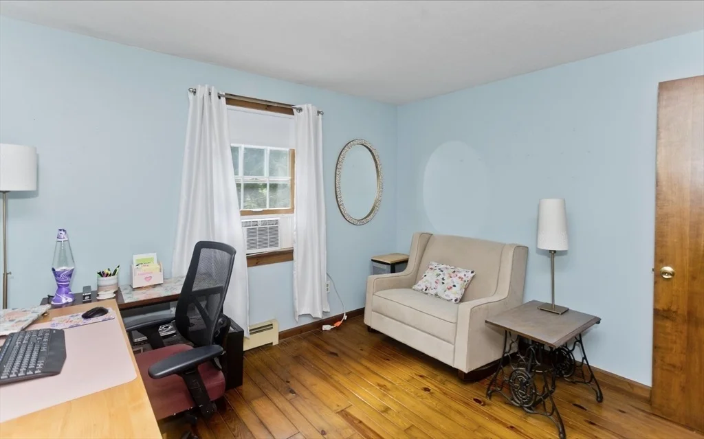 Photo of 4 Caroline Cir