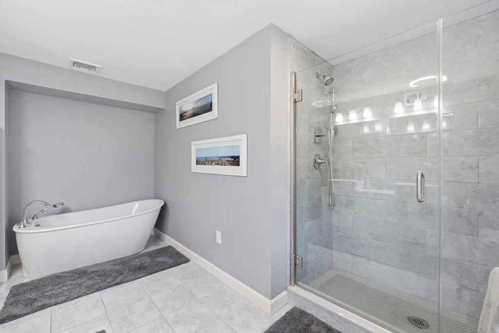 Photo of 45 Constitution Dr