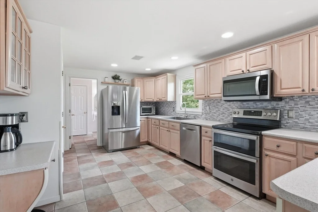 Photo of 26 Long Hill Rd