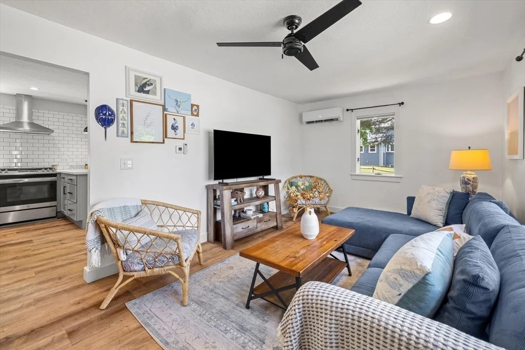 Photo of 35 Maple Street