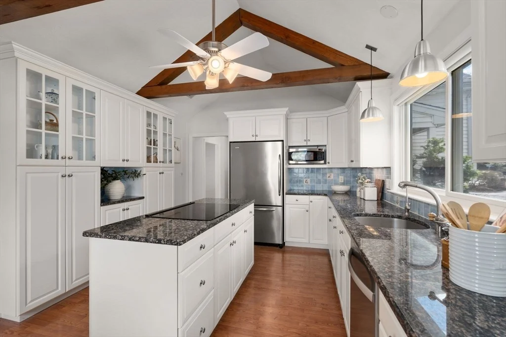 Photo of 16 Blacksmith Dr