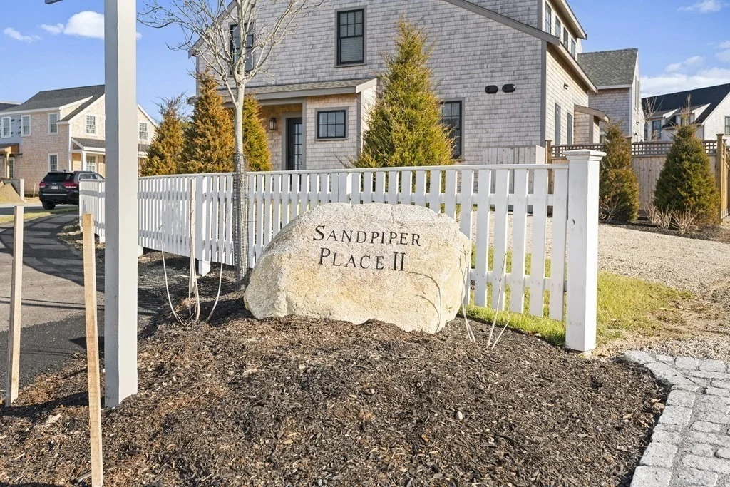 Photo of 17 Honeysuckle Drive