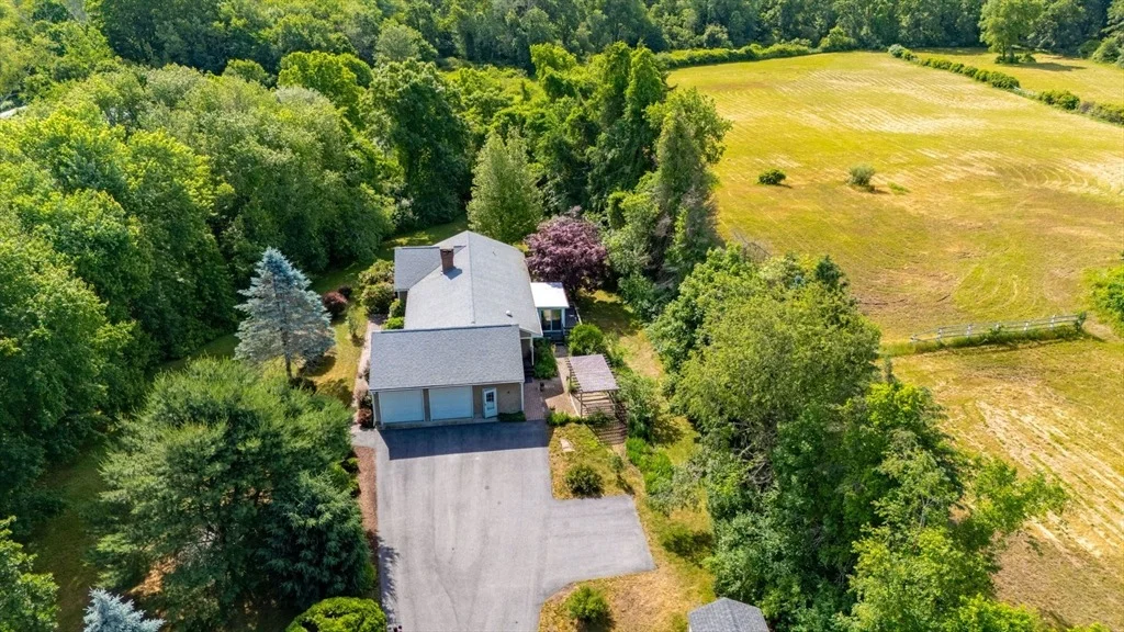 Photo of 275 Summer St