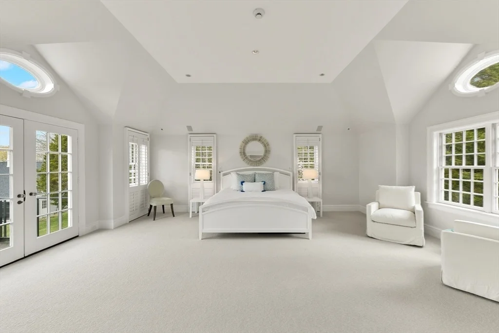 Photo of 10r Martins Lane