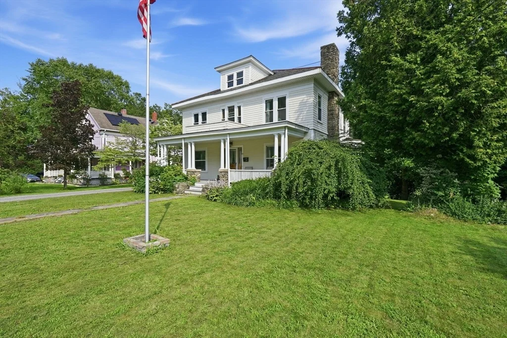 Photo of 61 Church St