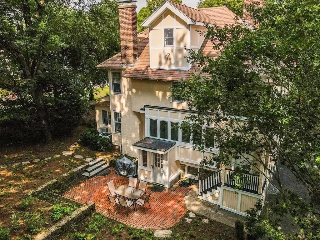 Photo of 47 Cotswold Rd