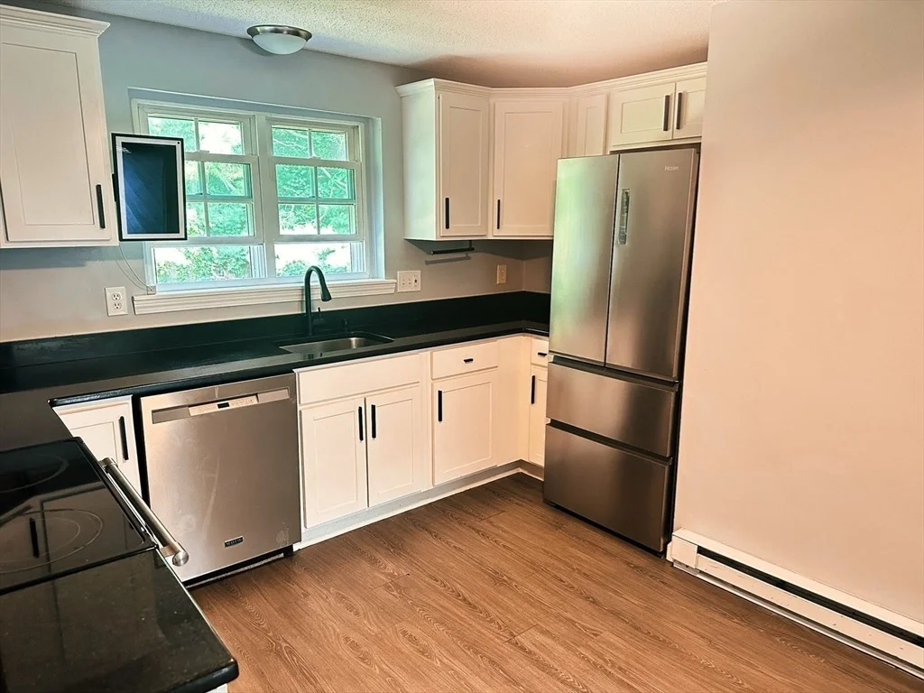 Photo of Unit D at 4 Maple Crest Circle