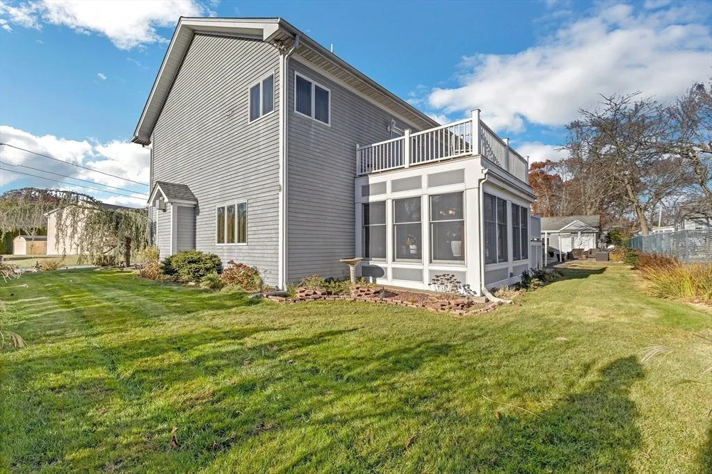 Photo of 201 Montgomery Cir