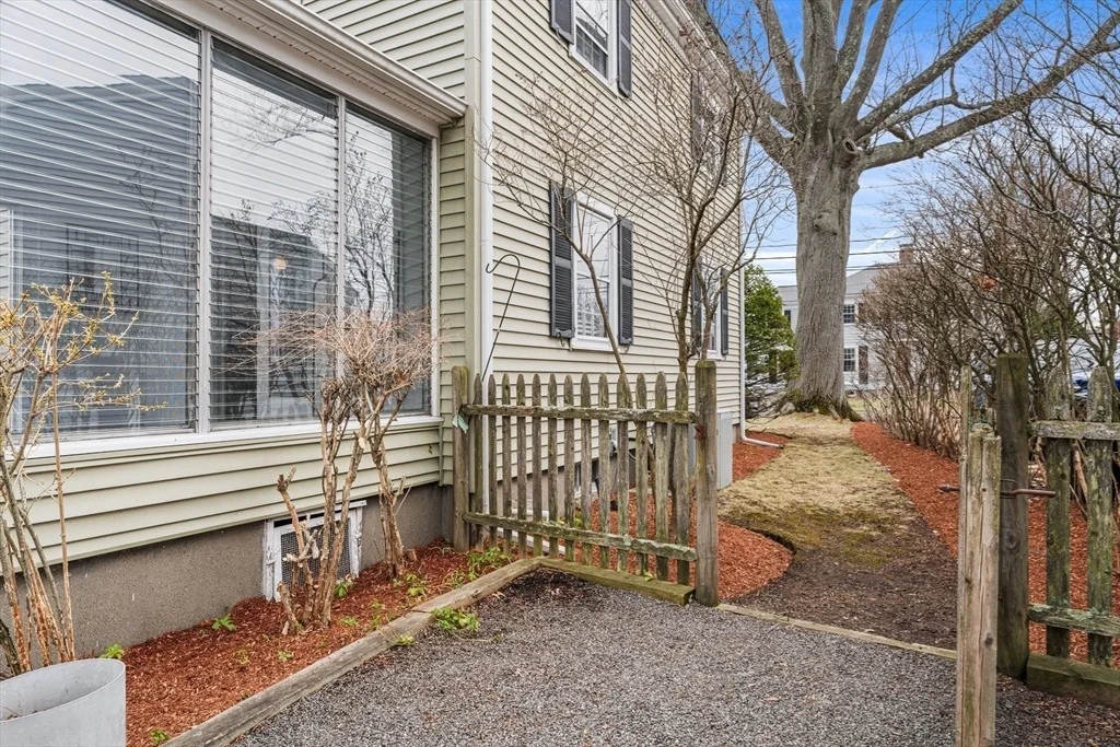 Photo of 32 Colonial Drive