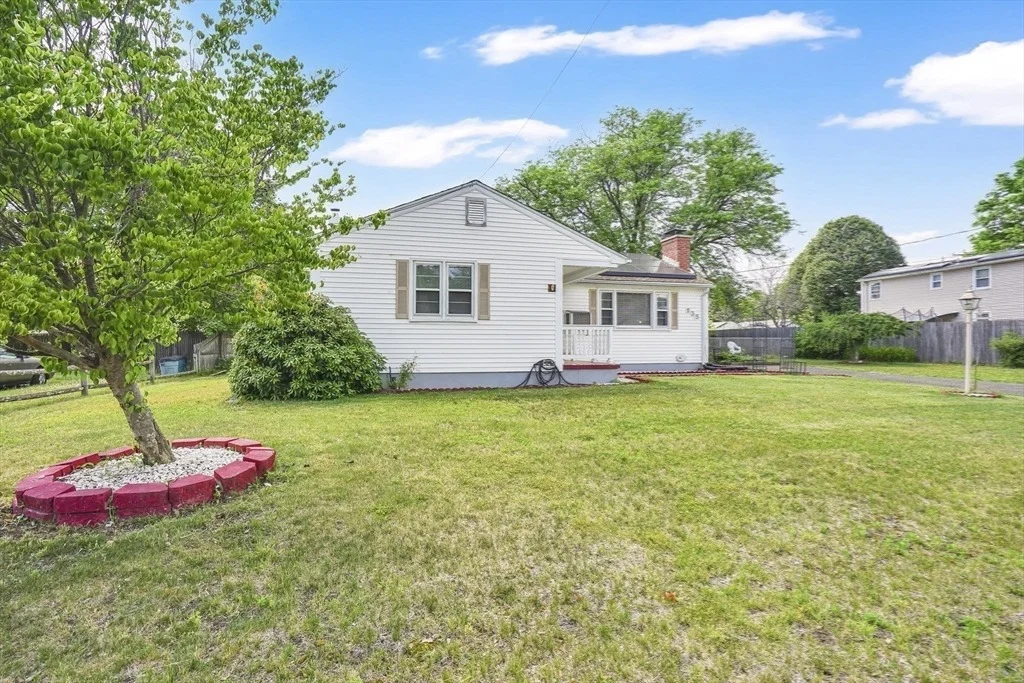 Photo of 135 Bulat Dr