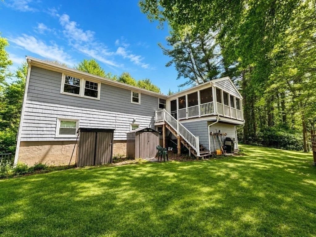 Photo of 125 Craigie Cir