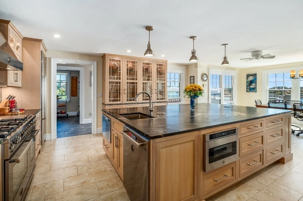Photo of 25 Salt Island Rd