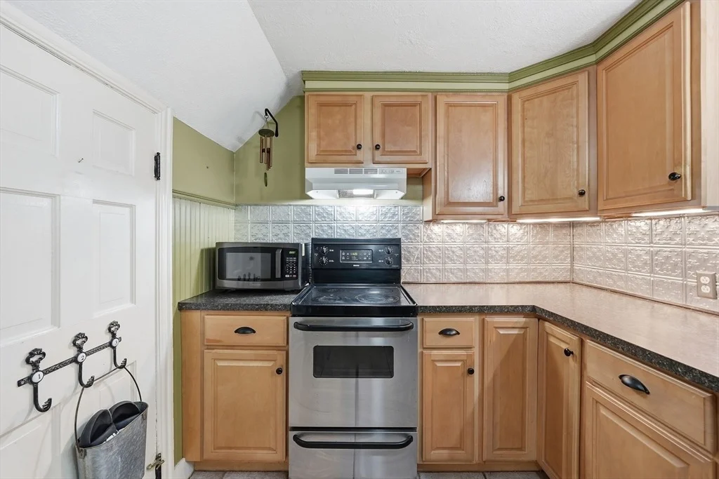 Photo of 154 Barnard Rd