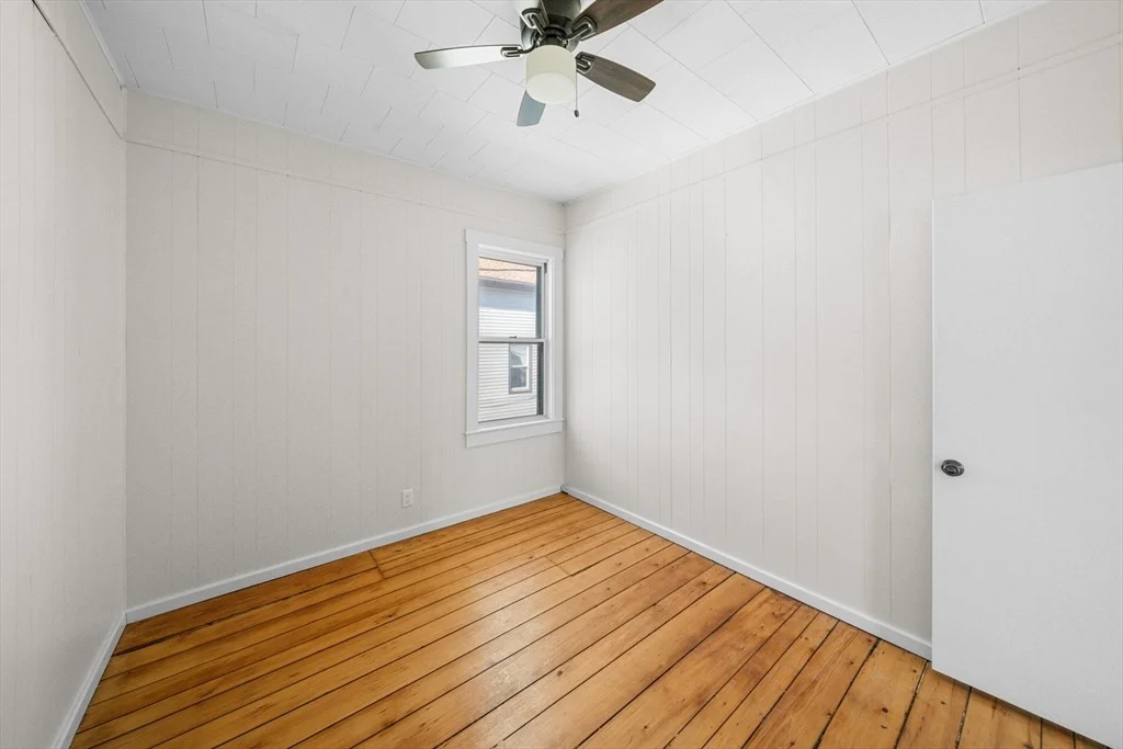 Photo of 482 Snell St