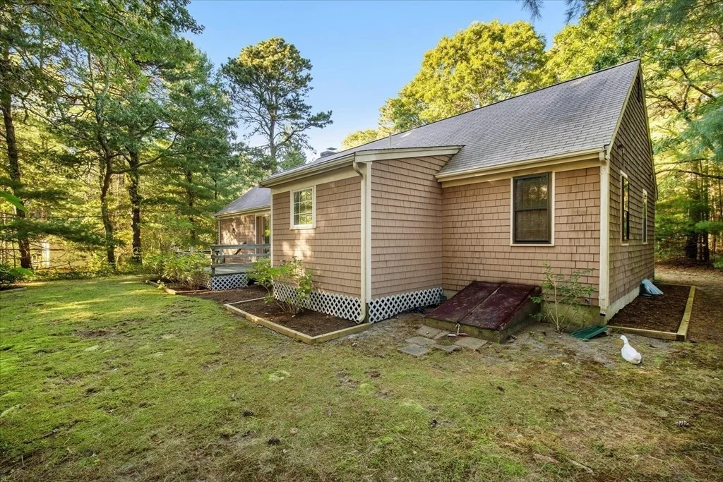 Photo of 369 Bumps River Rd