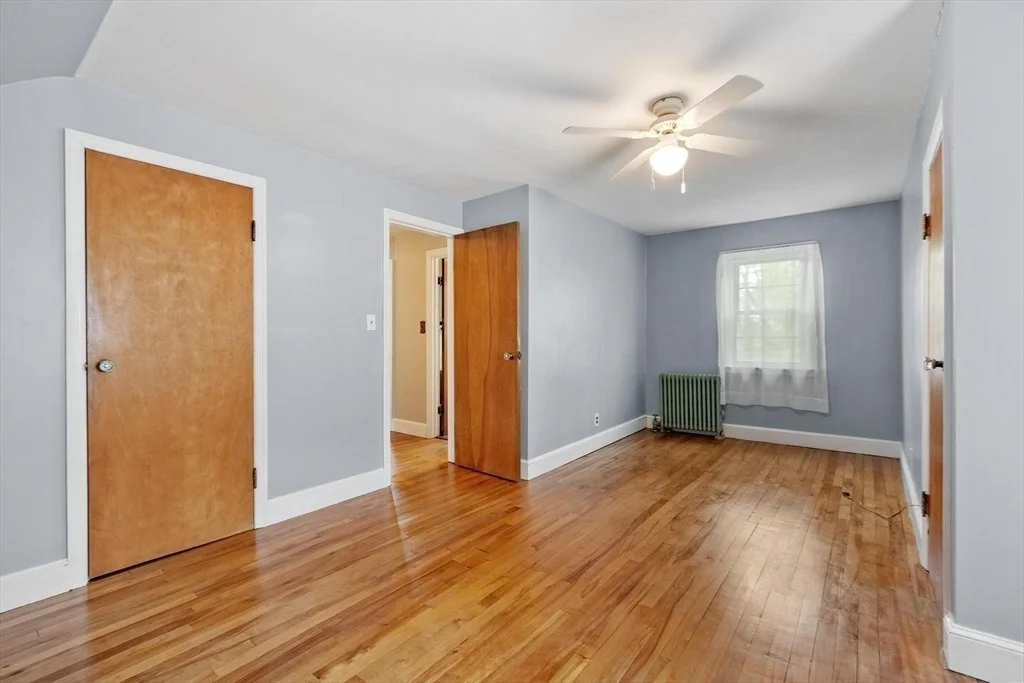 Photo of 12 Becky Ave