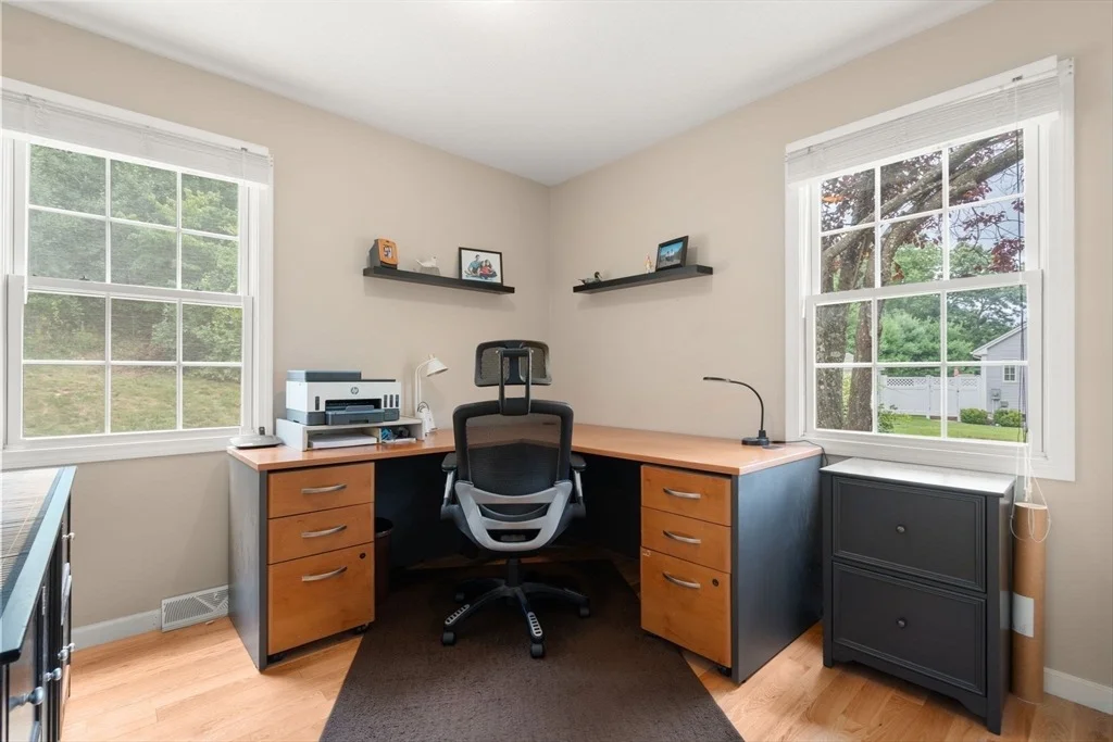 Photo of 75 Hillcrest Circle
