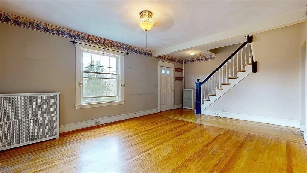 Photo of 120 Hillcroft Ave
