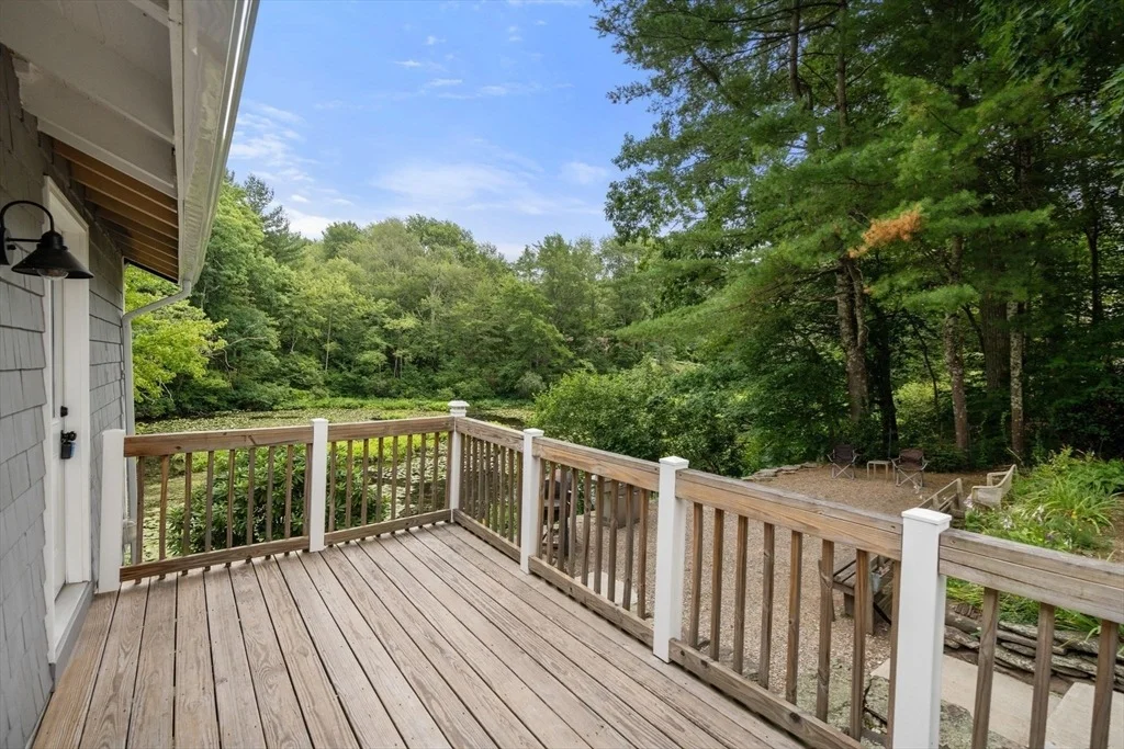 Photo of 10 Riverside Dr