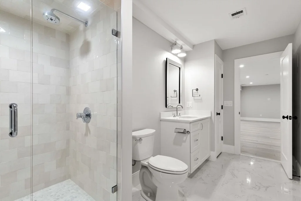 Photo of 48 Graystone Lane