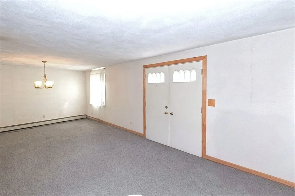 Photo of 50 Juniper Ln
