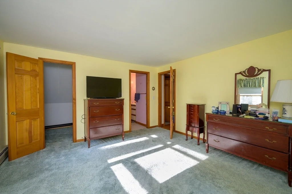 Photo of 8 Kingman Rd