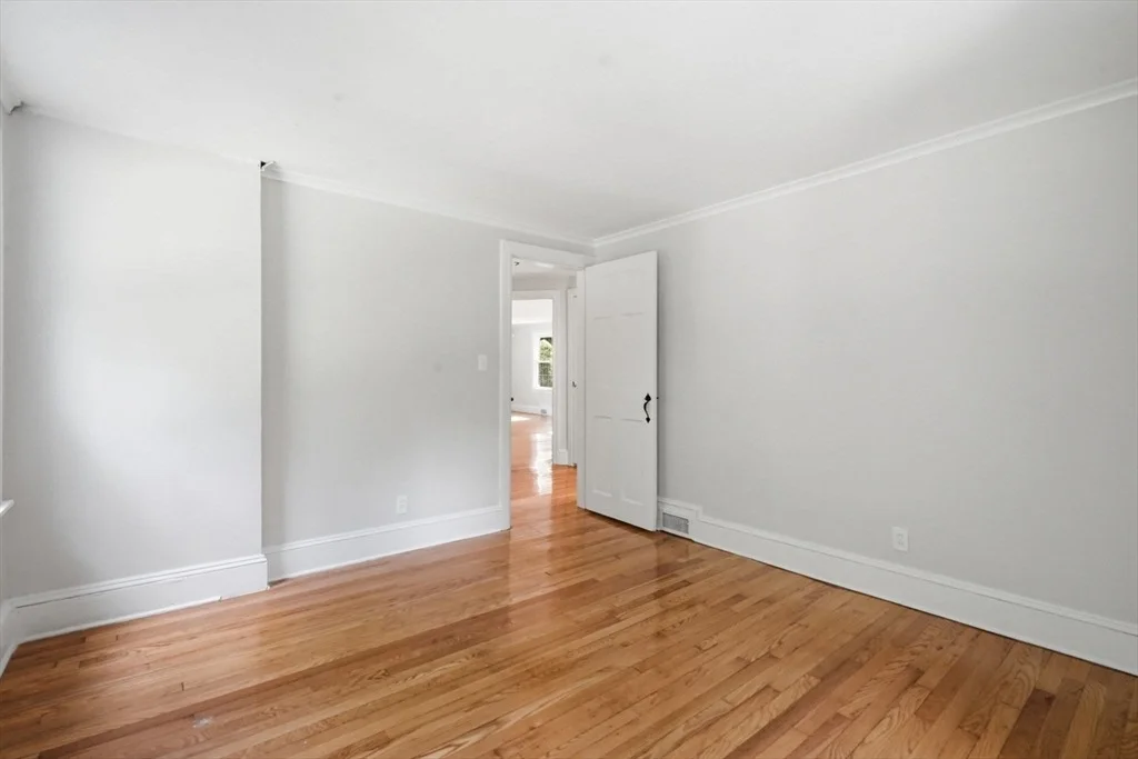 Photo of 634 Glendale Rd