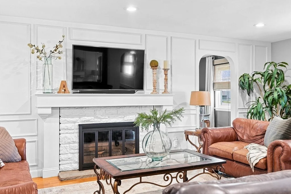 Photo of 807 N Eastern Ave