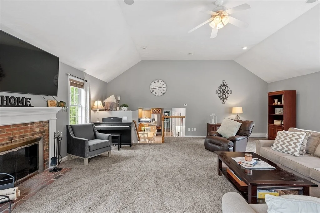 Photo of 43 Blair Dr