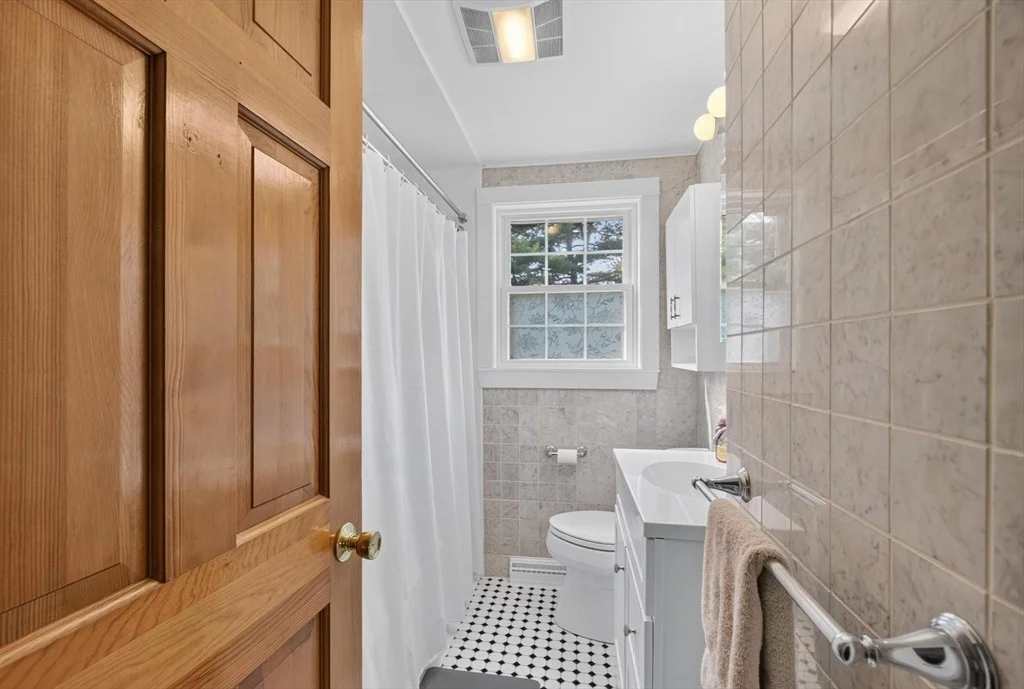 Photo of 12 Claude Rd