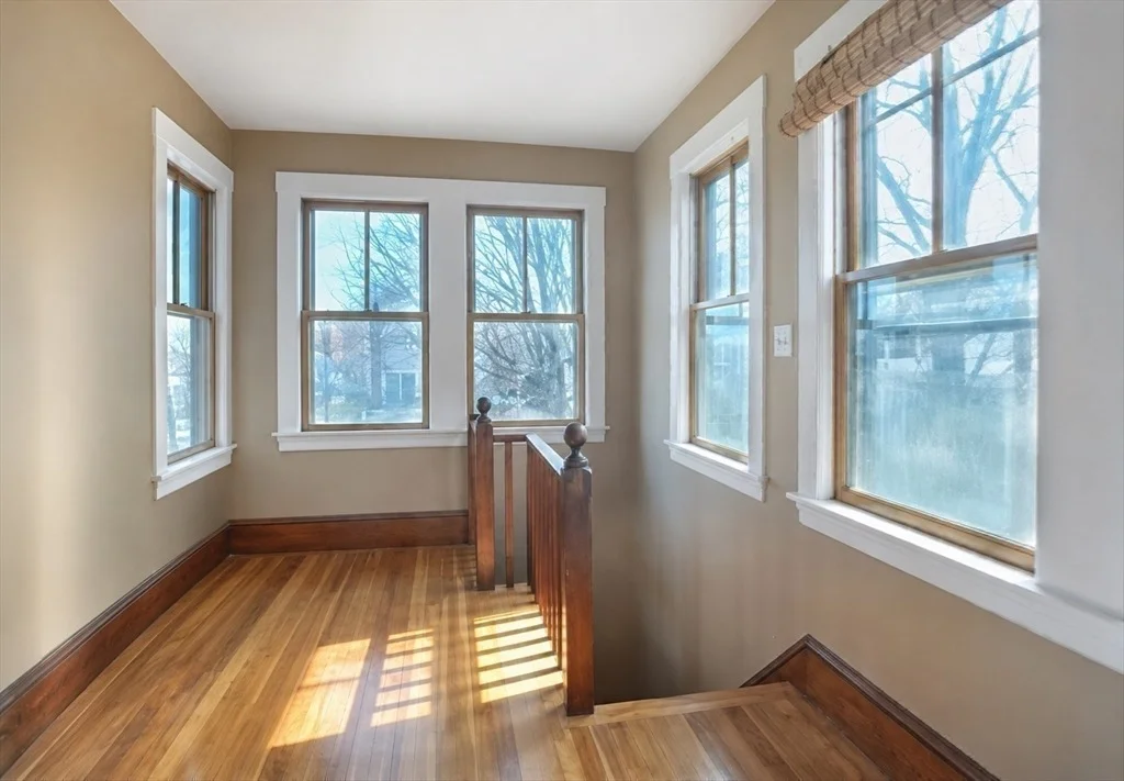Photo of 30 Rockland Cir