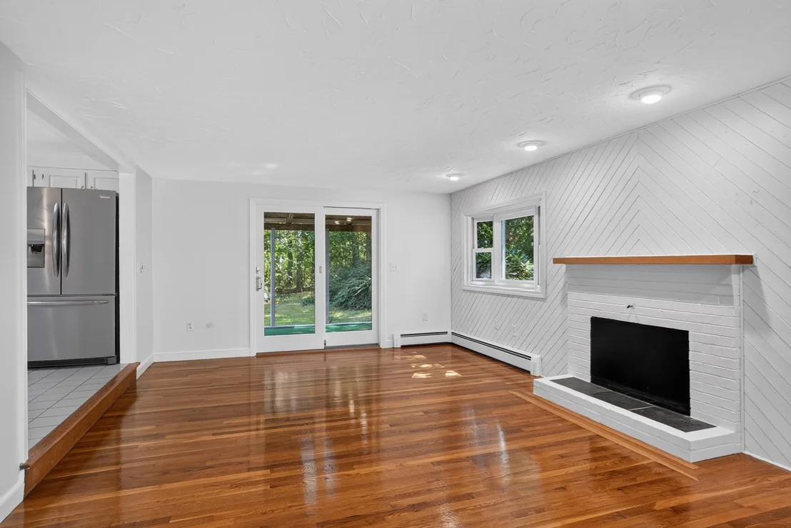 Photo of 22 Coolidge Cir