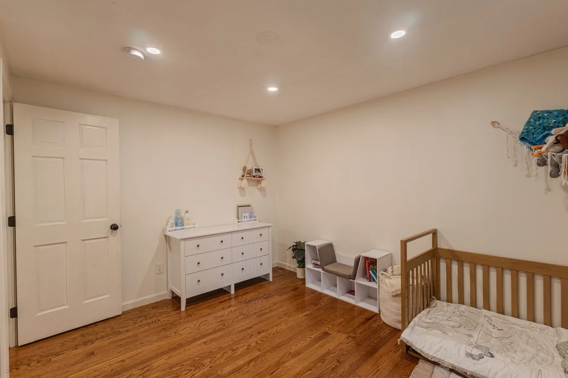 Photo of 91 Wendell St