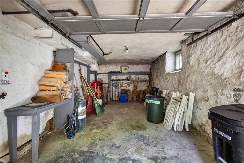 Photo of 25 Leland Rd