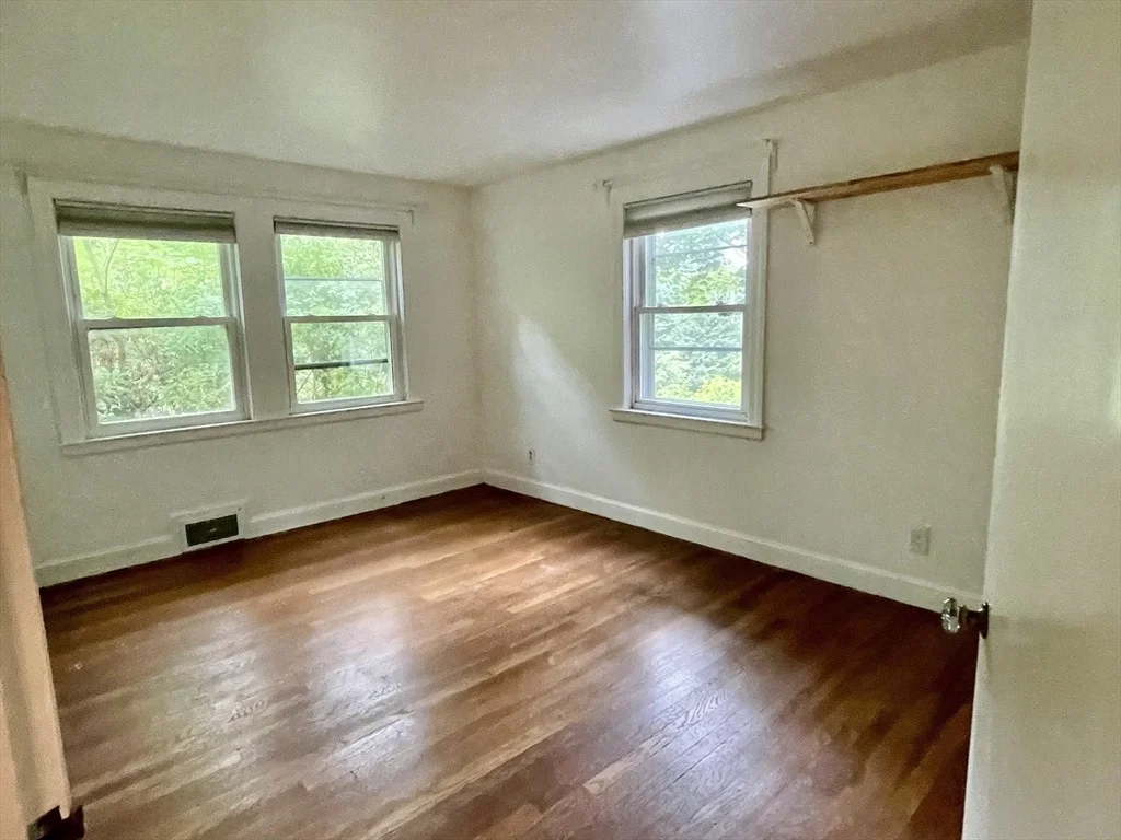 Photo of 6 Overlook Drive